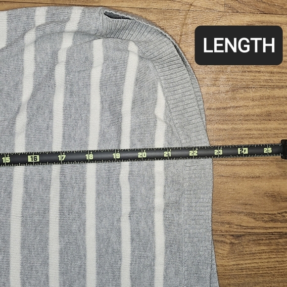 CROWN & IVY | LIGHTWEIGHT COTTON BLEND BACK ZIP OVERSIZED SWEATER - Picture 13 of 13